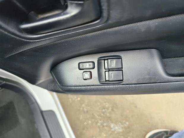 Toyota Probox 1.5 DX Comfort 2WD 2019 Silver