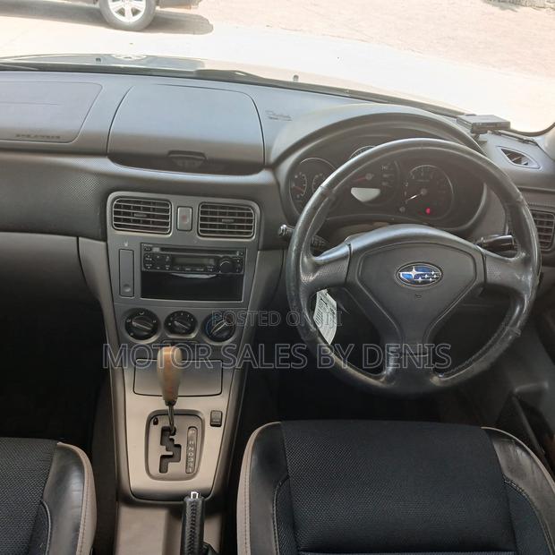 Subaru Forester Automatic 2004 Silver