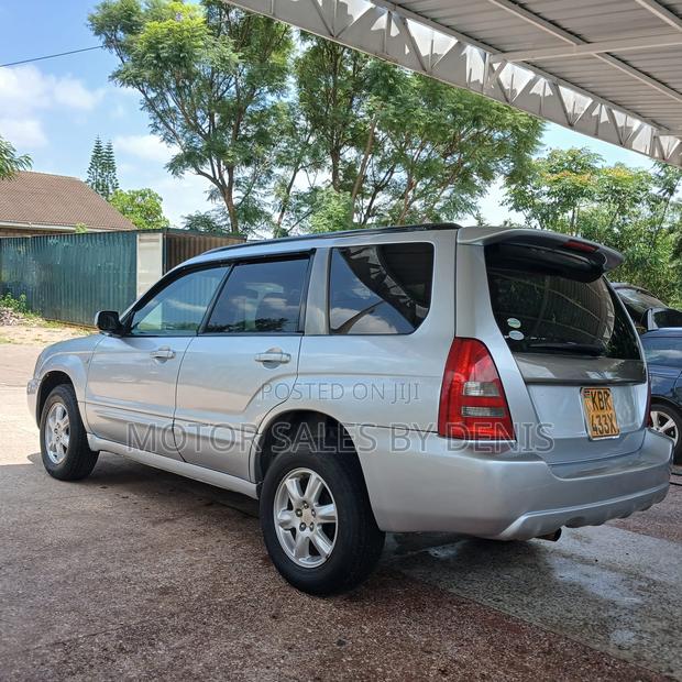 Subaru Forester Automatic 2004 Silver