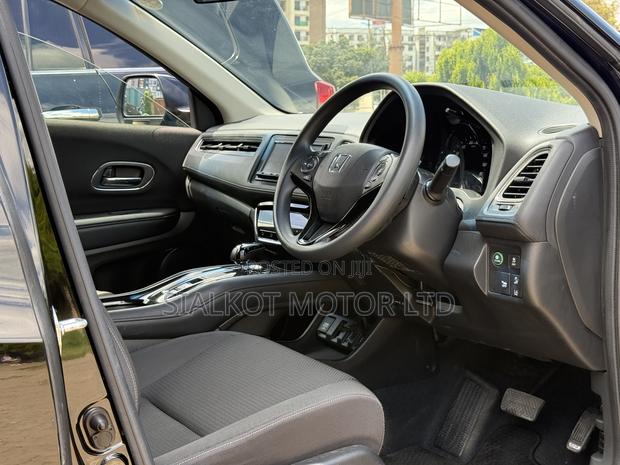 Honda Vezel 1.5 Hybrid 2WD 2019 Black