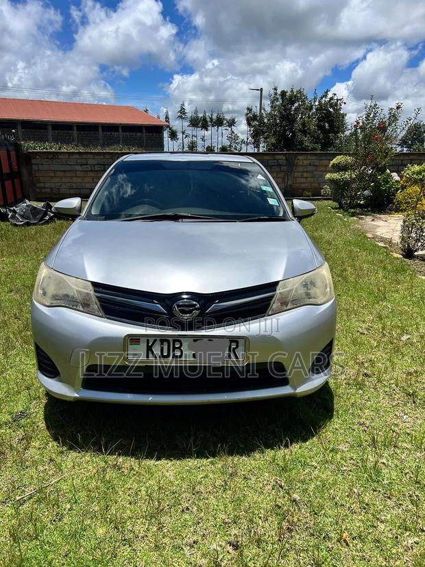 Toyota Corolla Fielder 1.5 Petrol AWD 2014 Silver
