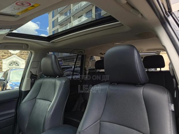 Toyota Land Cruiser Prado 2.7 2021 Black