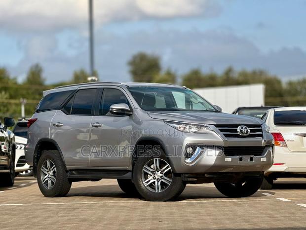 Toyota Fortuner 2019