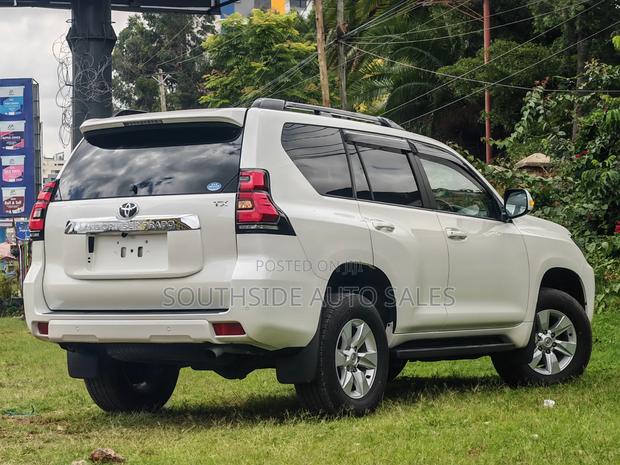 Toyota Land Cruiser Prado 2.7 2020 White