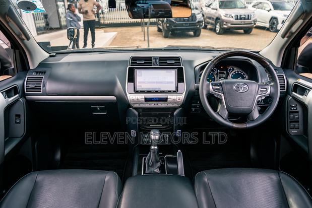 Toyota Land Cruiser Prado 2.8 2020 Black