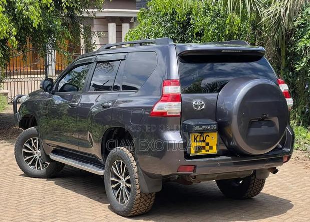 Toyota Land Cruiser Prado 3.0 TD 2013 Gray