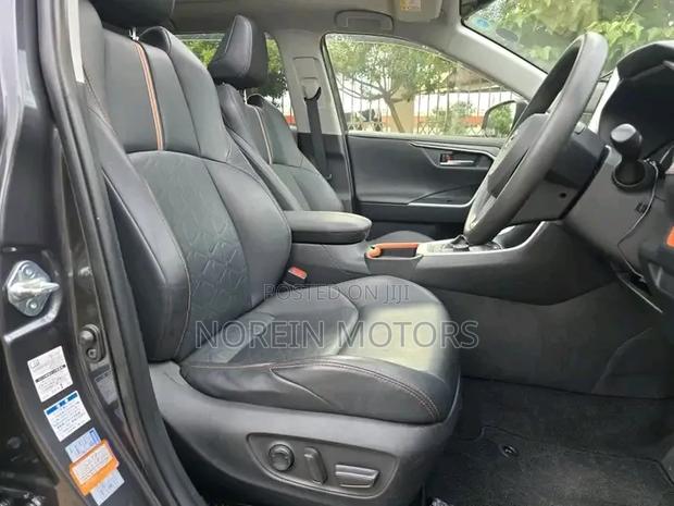 Toyota RAV4 Adventure AWD 2020 Matt Black