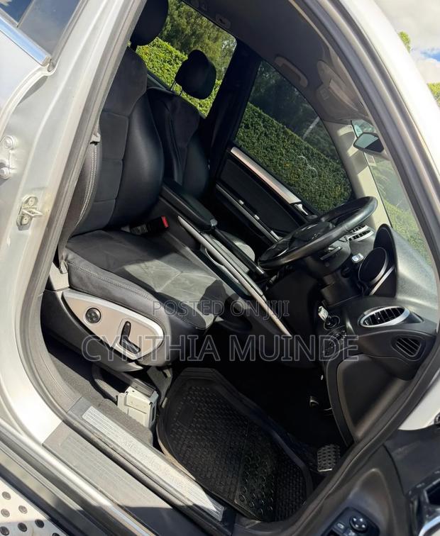 Mercedes-Benz M Class 2010 Silver