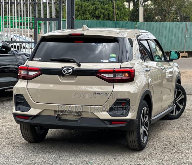 Daihatsu Rocky 2020 Beige
