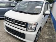 Suzuki Wagon R 660 Hybrid FWD 2019 White for sale