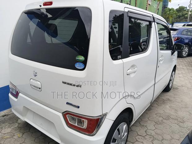 Suzuki Wagon R 660 Hybrid FWD 2019 White