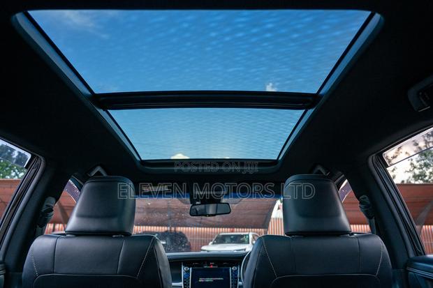 Toyota Harrier 2.0 2019 Black