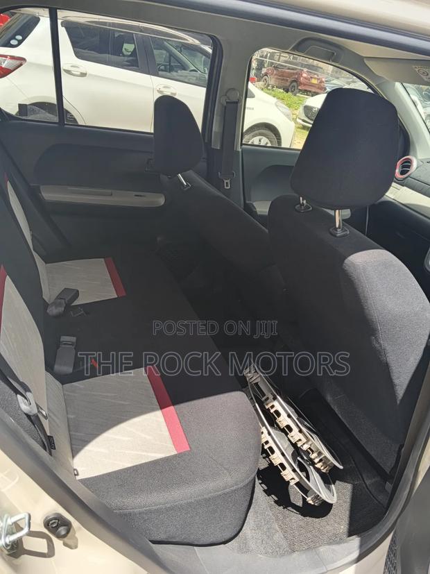 Toyota Passo 1.0 FWD 2019 White