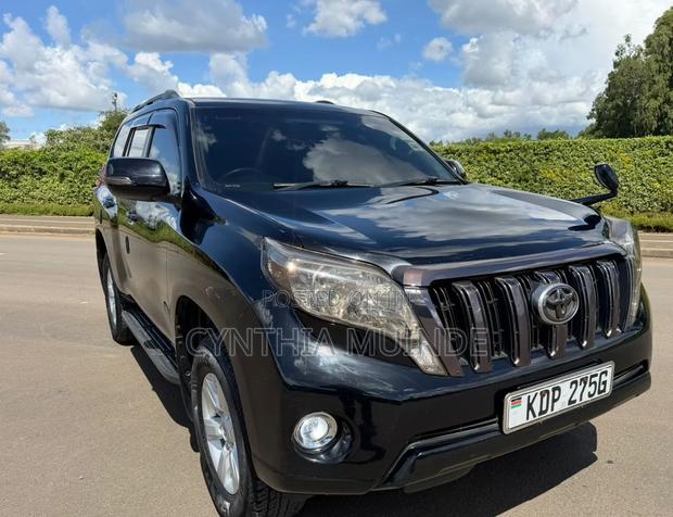 Toyota Land Cruiser Prado 2017 Black