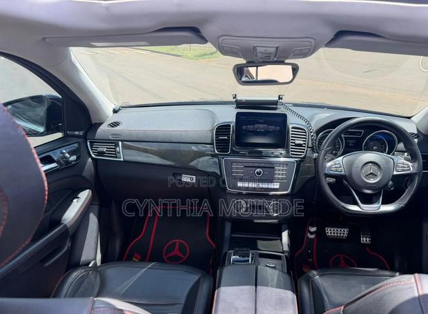 Mercedes-Benz GLE-Class 2016 Black