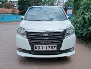 Toyota Noah 2015 Pearl for sale