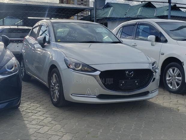 Mazda 2 2020 White