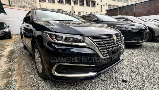 Toyota Premio 2019 Black