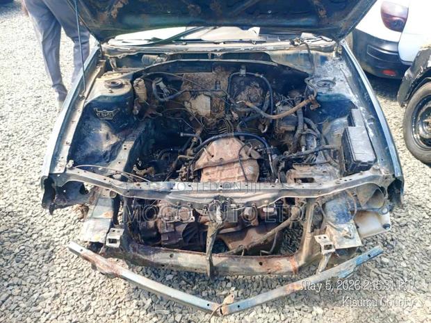 Toyota Avensis 2001 Green