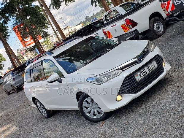 Toyota Corolla Fielder 2015 White