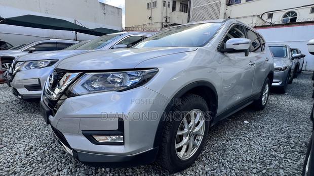 Nissan X-Trail 2019 Silver