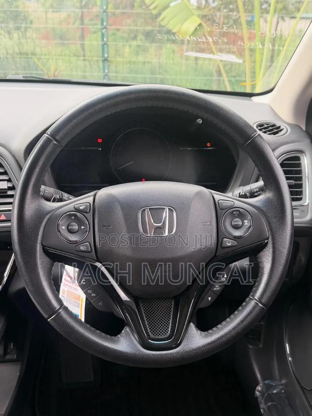 Honda Vezel 1.5 2WD 2018 Black