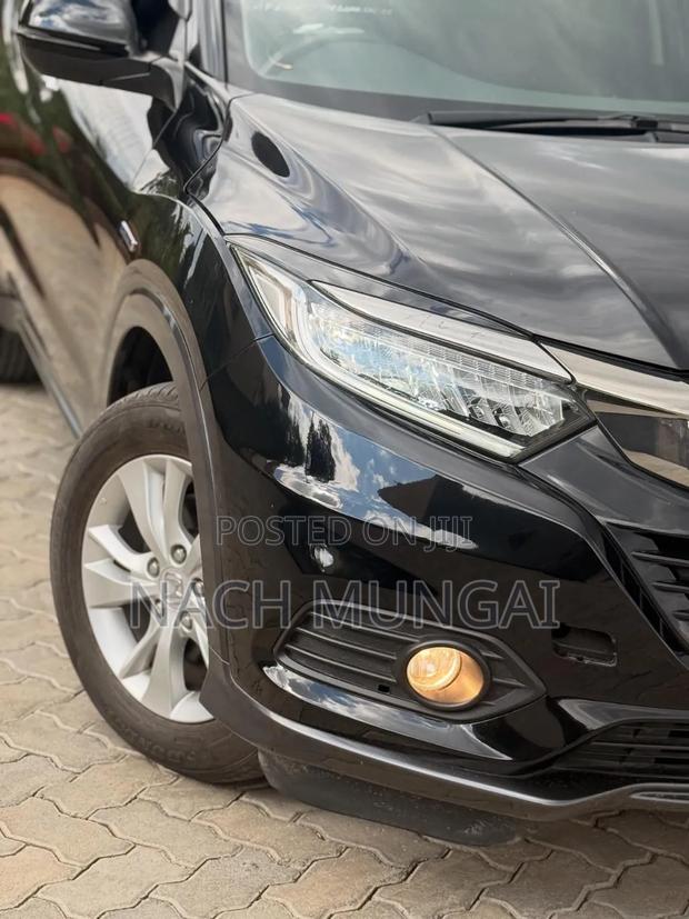 Honda Vezel 1.5 2WD 2018 Black