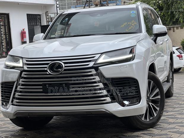 Lexus LX 2022 Pearl