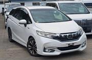 Honda Fit Shuttle 1.5 Hybrid 2WD 2019 Off white for sale