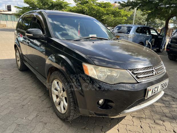 Mitsubishi Outlander 2012 Black