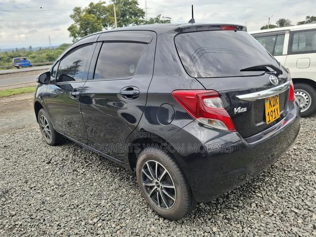 Toyota Vitz 2017 Black