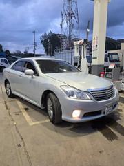 Toyota Crown 2012 Silver for sale