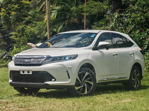 Toyota Harrier 2.0 Turbo 2019 Pearl