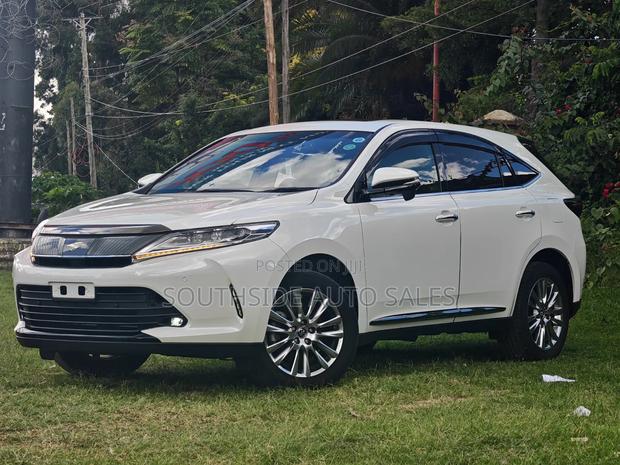 Toyota Harrier 2020 White