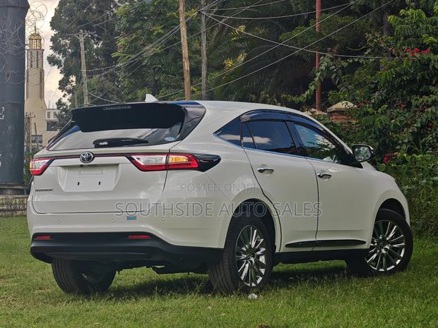 Toyota Harrier 2020 White