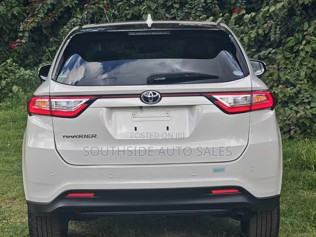 Toyota Harrier 2020 White