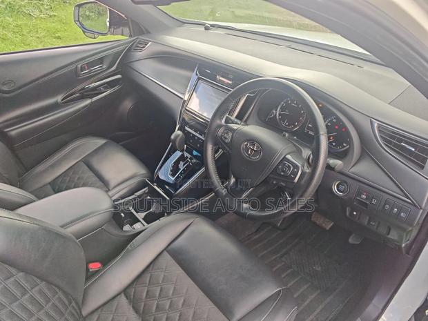 Toyota Harrier 2020 White