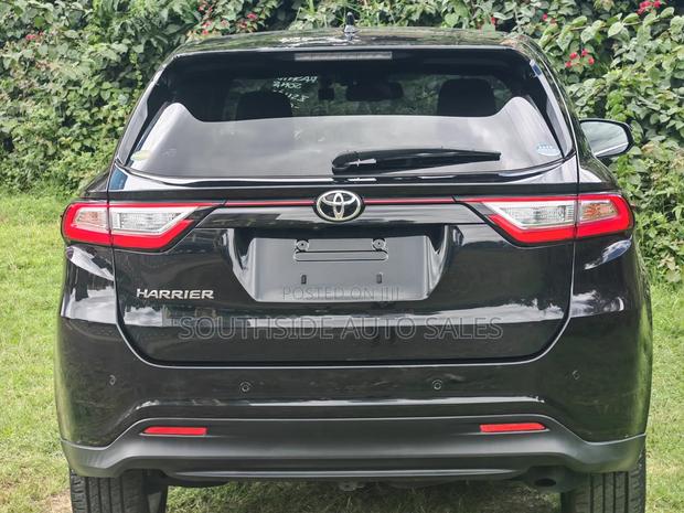 Toyota Harrier 2.0 2019 Black