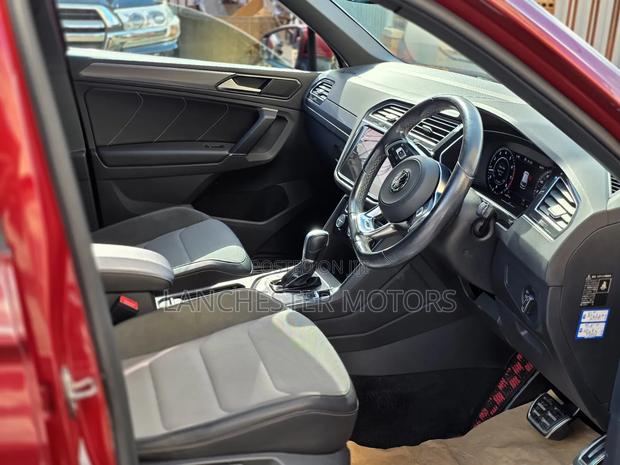 Volkswagen Tiguan 2018 Red
