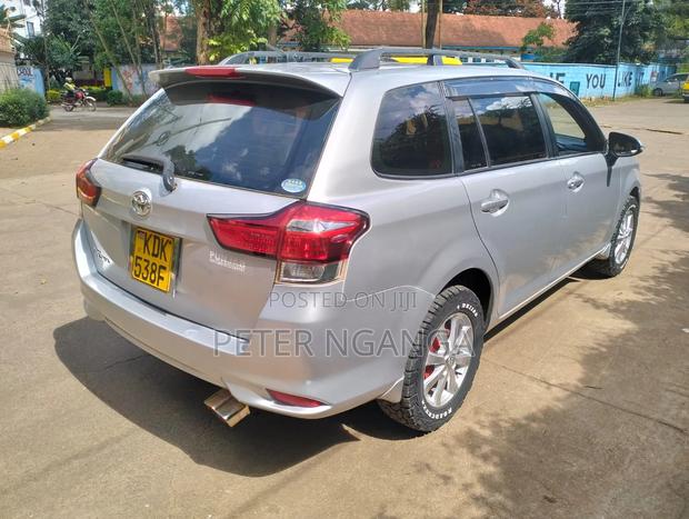 Toyota Corolla Fielder 1.5 Petrol FWD 2015 Silver