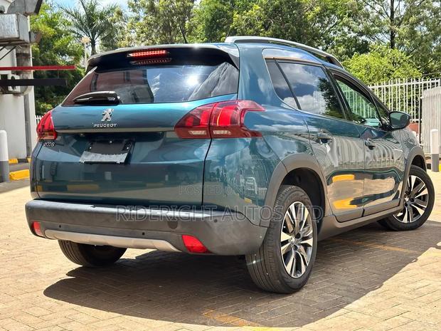 Peugeot 2008 1.2 PureTech (155 Hp) 2019 Green