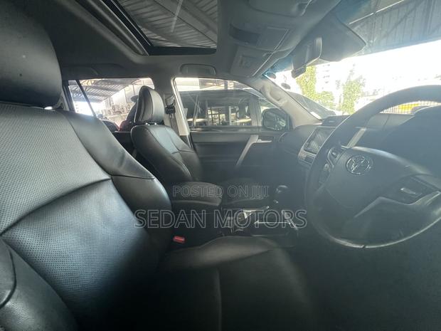 Toyota Land Cruiser Prado 2019 Matt Black