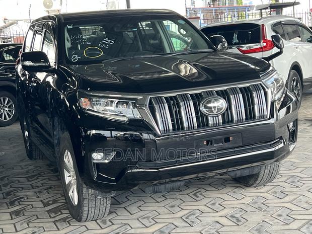 Toyota Land Cruiser Prado 2019 Black