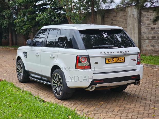 Land Rover Range Rover Sport 2012 White