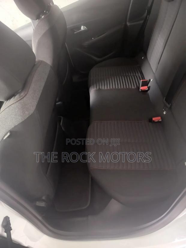 Peugeot 208 2020 White