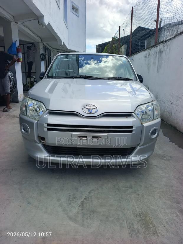 Toyota Succeed 2020 Silver