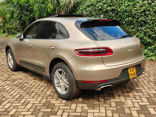 Porsche Macan Base 2017 Beige