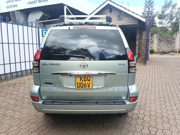 Toyota Land Cruiser Prado 2004 Green