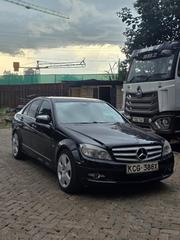 Mercedes-Benz C200 2010 Black for sale