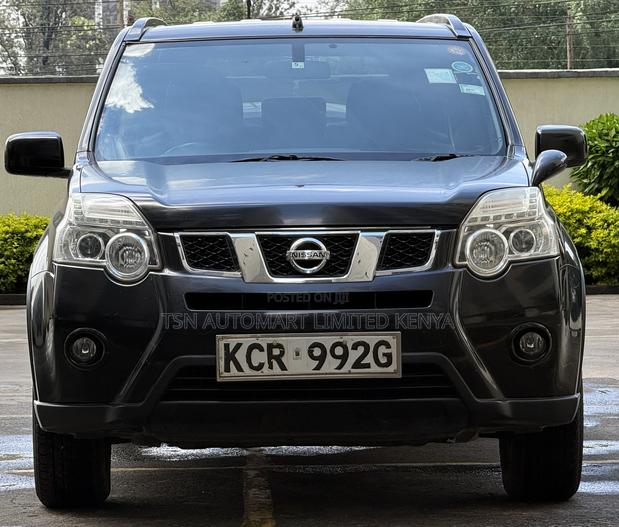Nissan X-Trail 2.0 Petrol XE 2012 Black